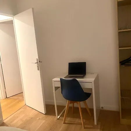 Apartment Paris Grand Et Belle Banlieue